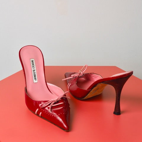 MANOLO BLAHNIK Red Leather Mule with Pink Trim