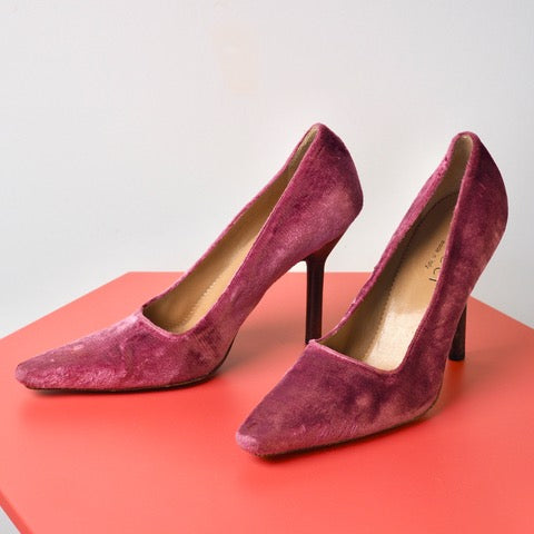 GUCCI Pink Velvet Pumps