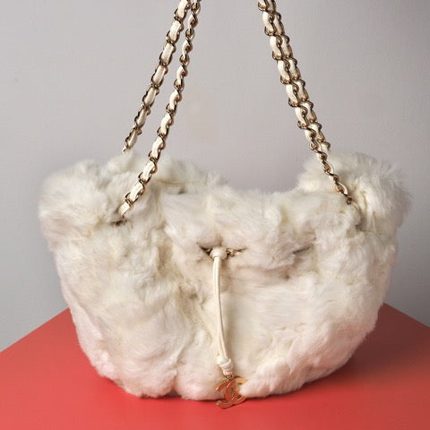 Pre-Loved CHANEL Vintage Winter White Fur Shoulder Bag